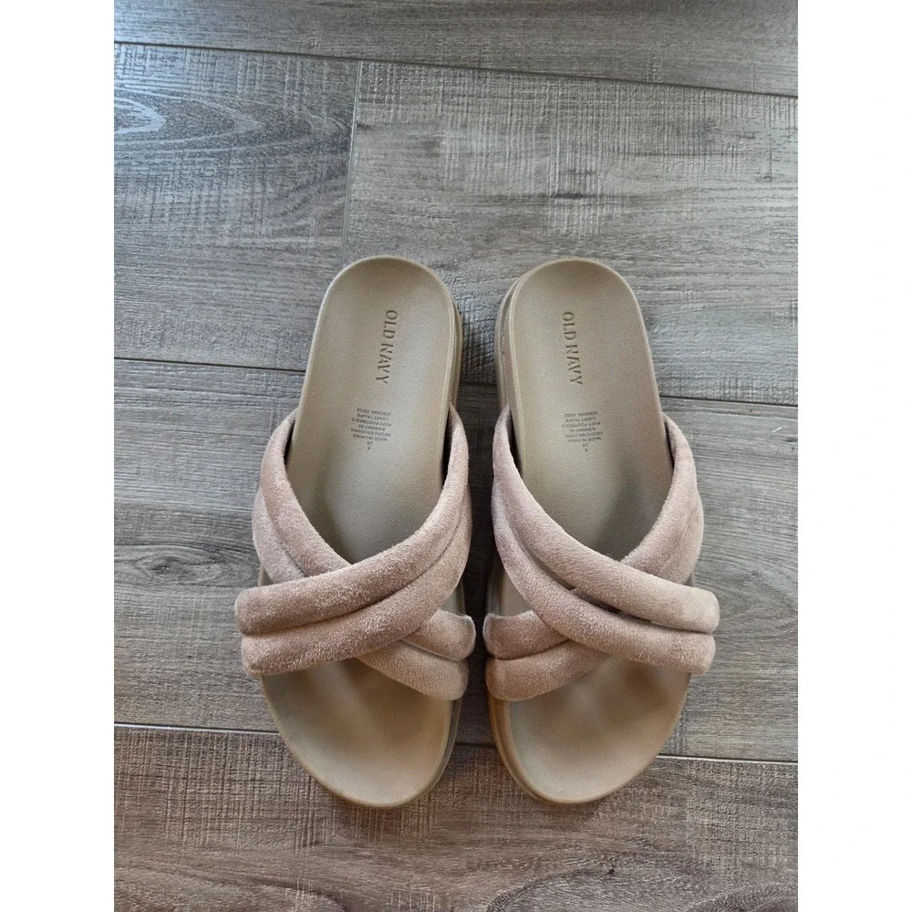 Old navy womens‎ sandals size 8